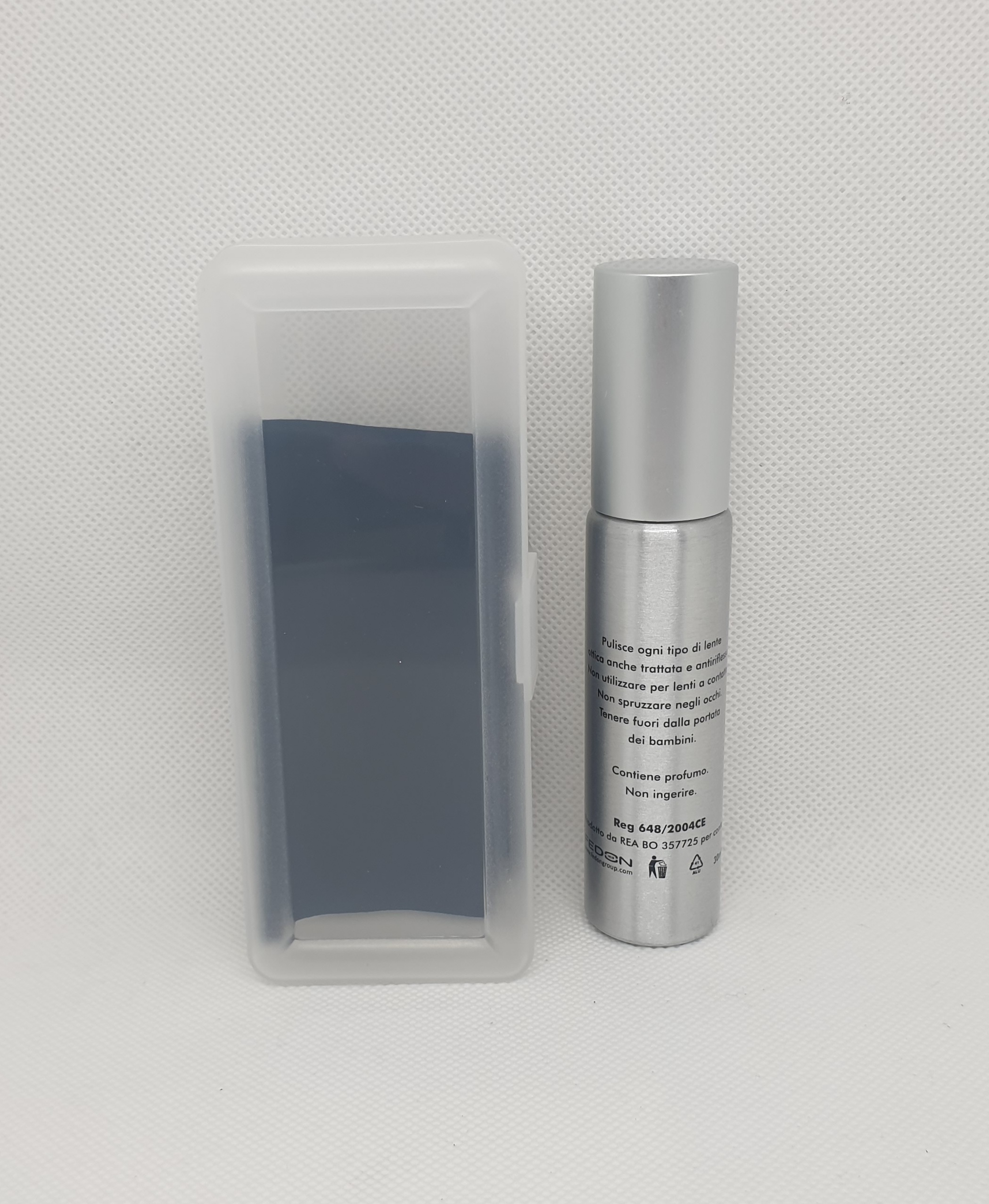 Kit pulizia con Spray antibatterico per lenti e montature + panno